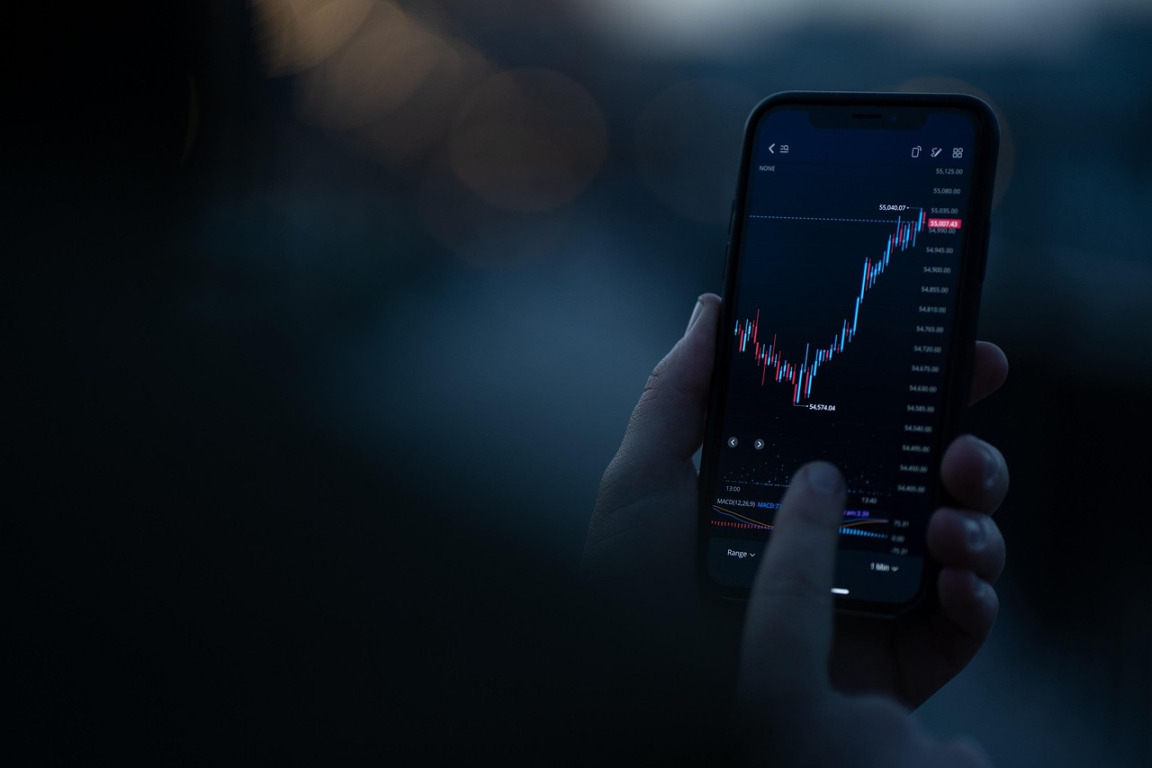 mobile investing app